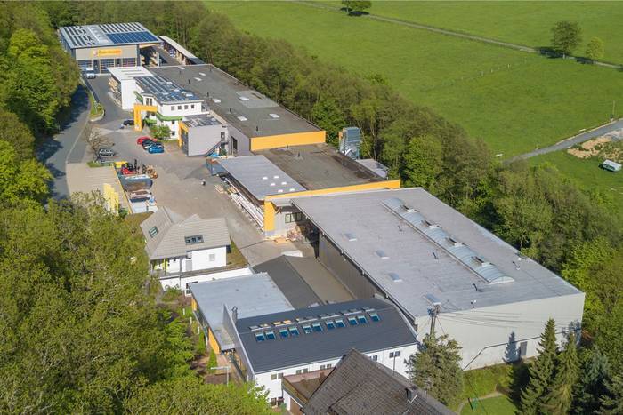 Werkshallen Büdenbender Hausbau in Südwestfalen