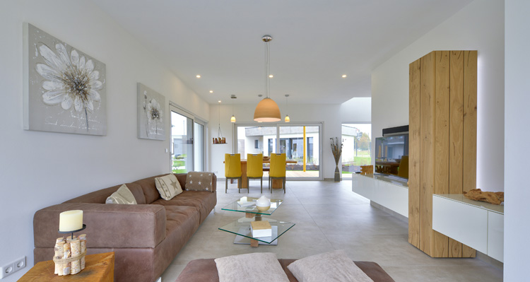 Musterhaus Vitalis, modern Wohnen in offenem Wohnbereich