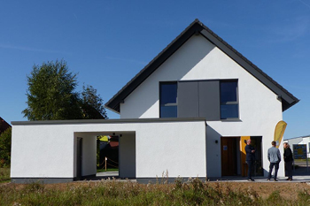 Musterhaus Bufleben mit Carport